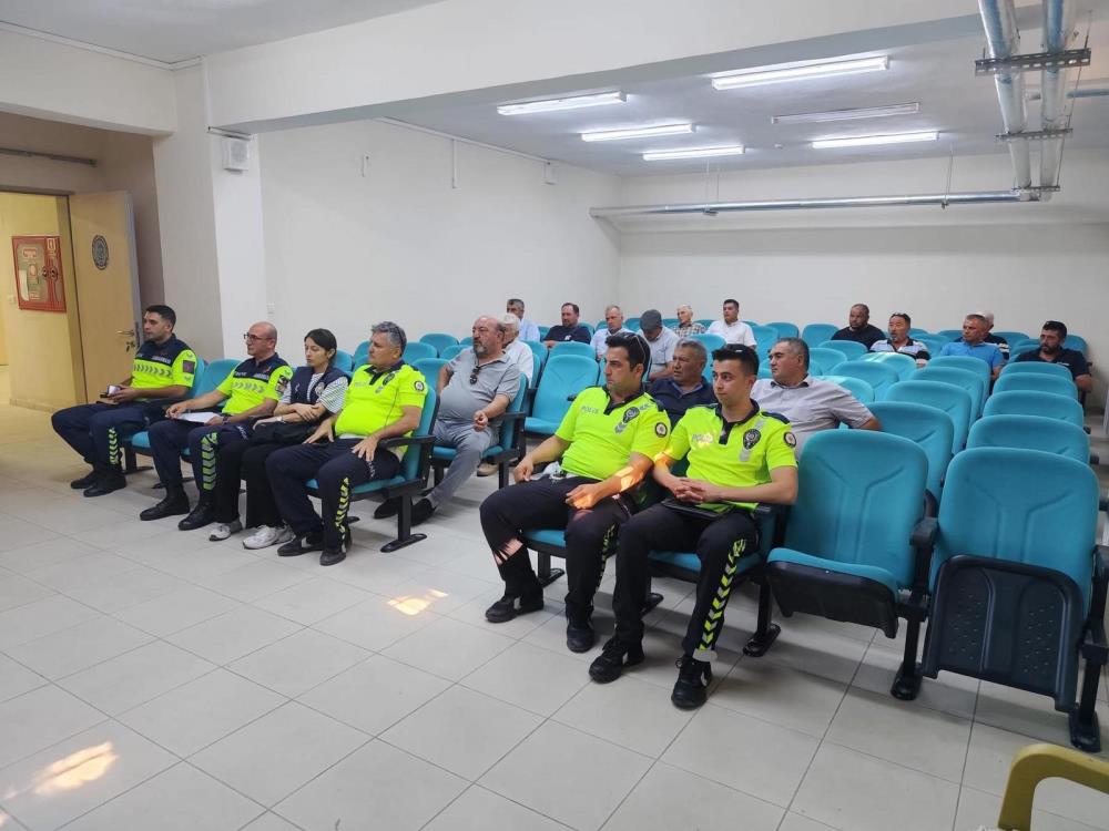 Sarigolde Tasimali Egitim Soforlerine Bilgilendirme Toplantisi (4)