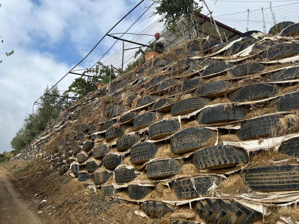 Sarigollu Ciftciden Ornek Geri Donusum Projesi (2)