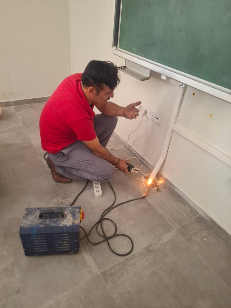 Sarigolun Seyhdavutlar Ilkokulunda Akilli Tahta Sevinci (5)