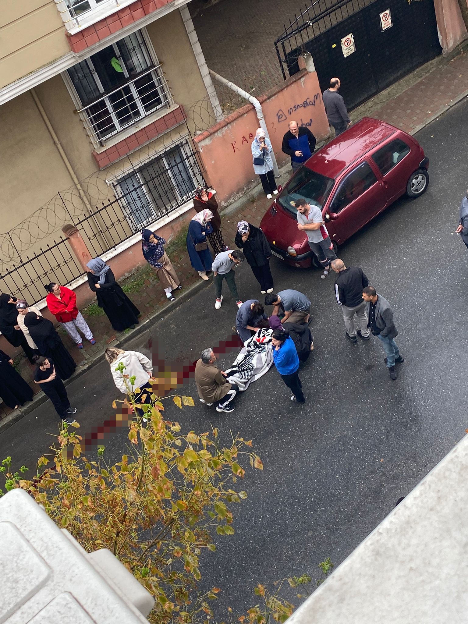 Sokak Ortasında Kan Donduran Anlar “Konuşalım” Diyerek Dışarı Çağırdı, Kurşun Yağdırdı (2)