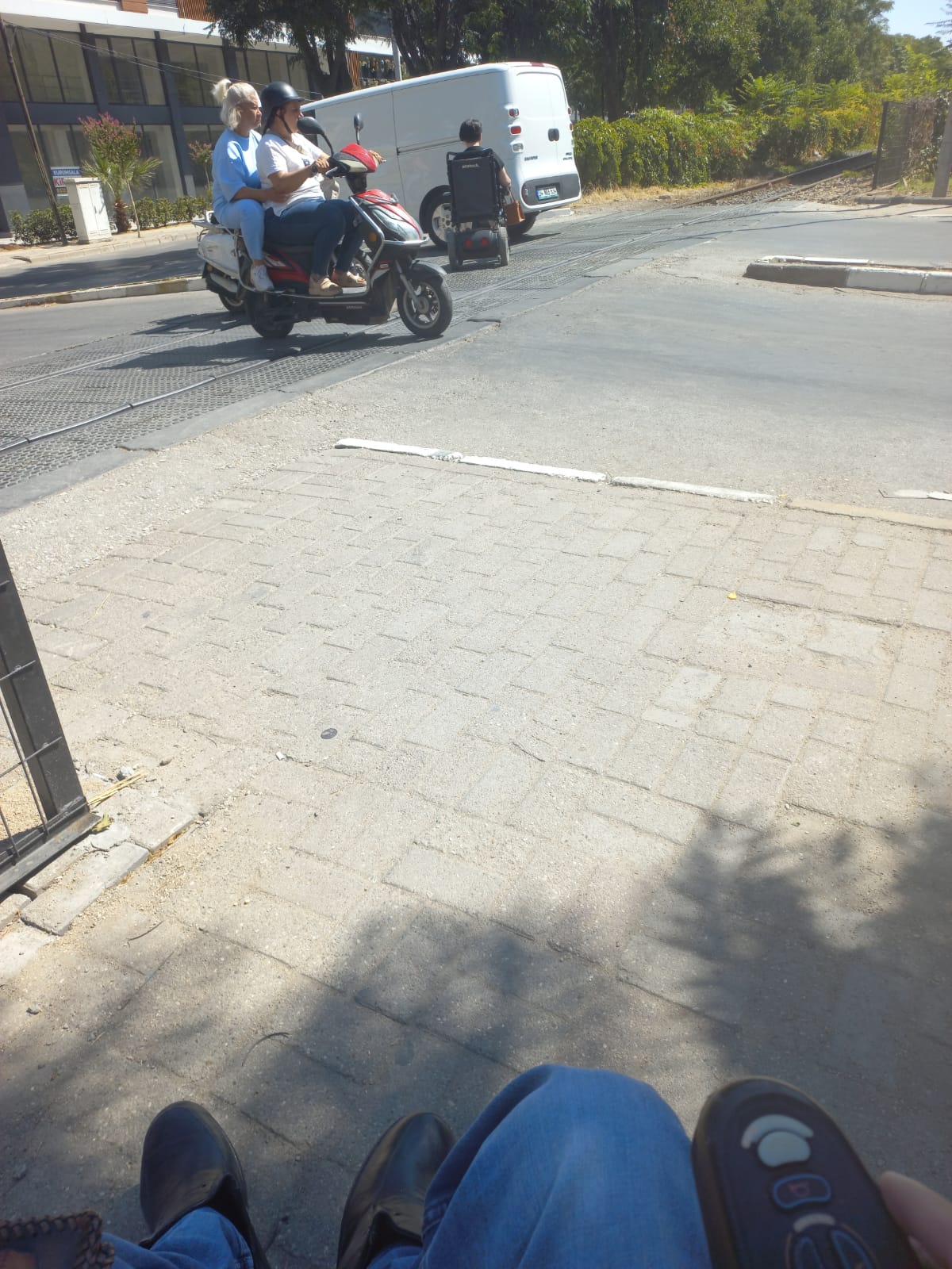 Whatsapp Image 2025 09 01 At 17.19.39 (4)