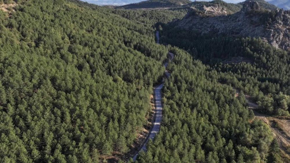 Yillarin Sorununa Nester Vuruldu Gordes Sindirgi Yolu Dort Belediye Is Birligiyle Yeni (1)