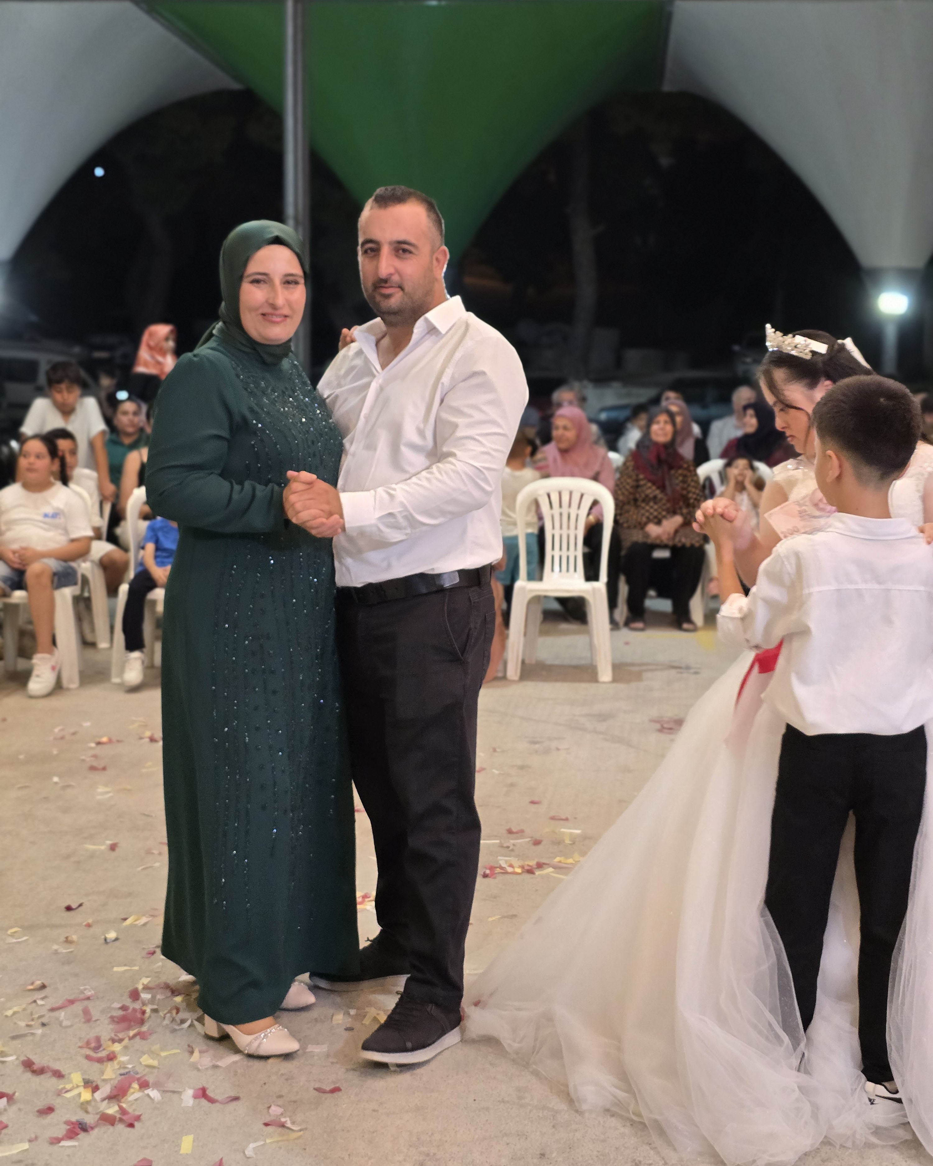 Yürekleri Isıtan Anlar Down Sendromlu Gülsüm’ün Gelinlik Hayali Gerçek Oldu (2)