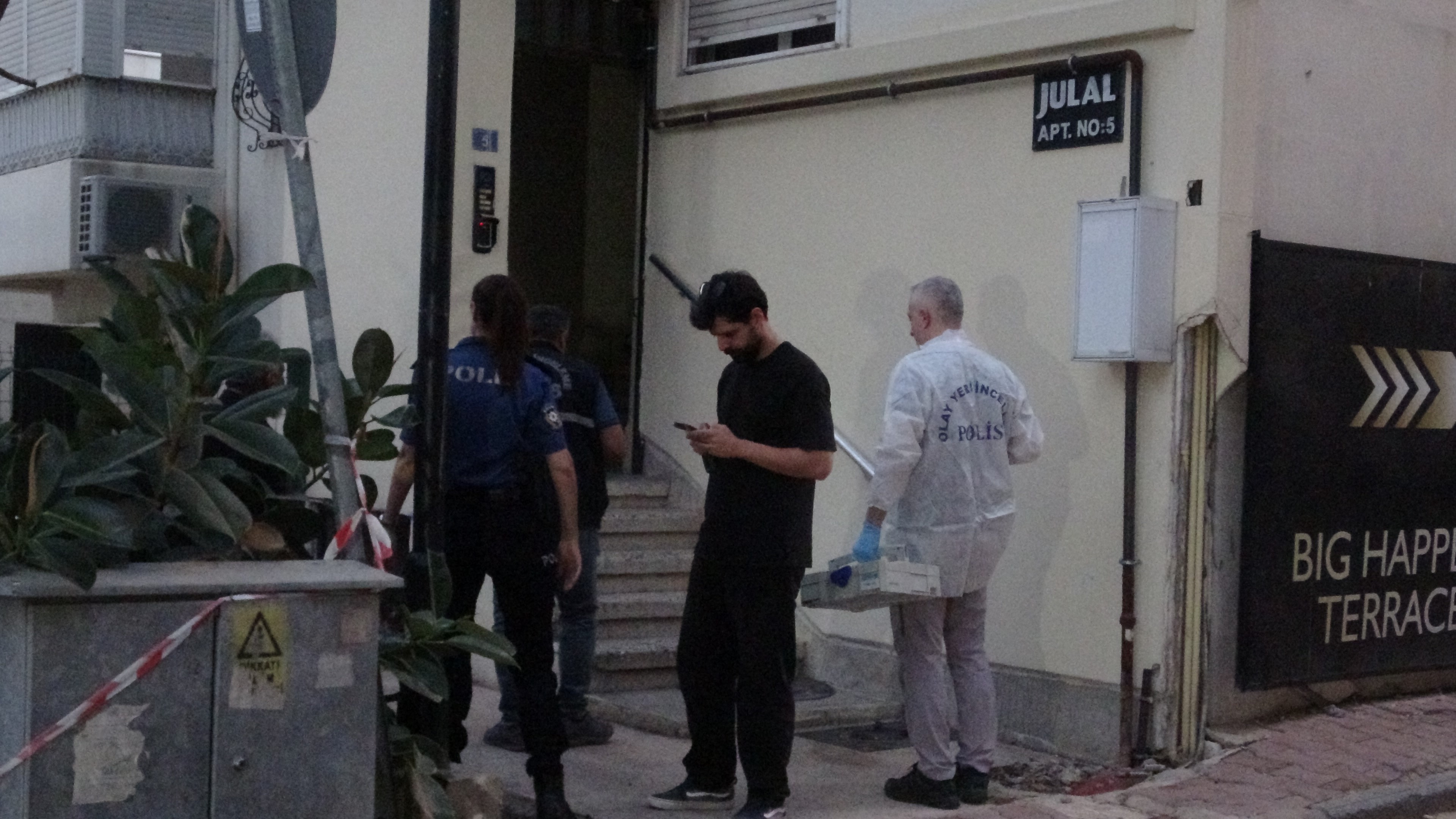 1 Saatlik Ayrılık Ölümle Bitti 72 Yaşındaki Avukat Evinde Ölü Bulundu (5)