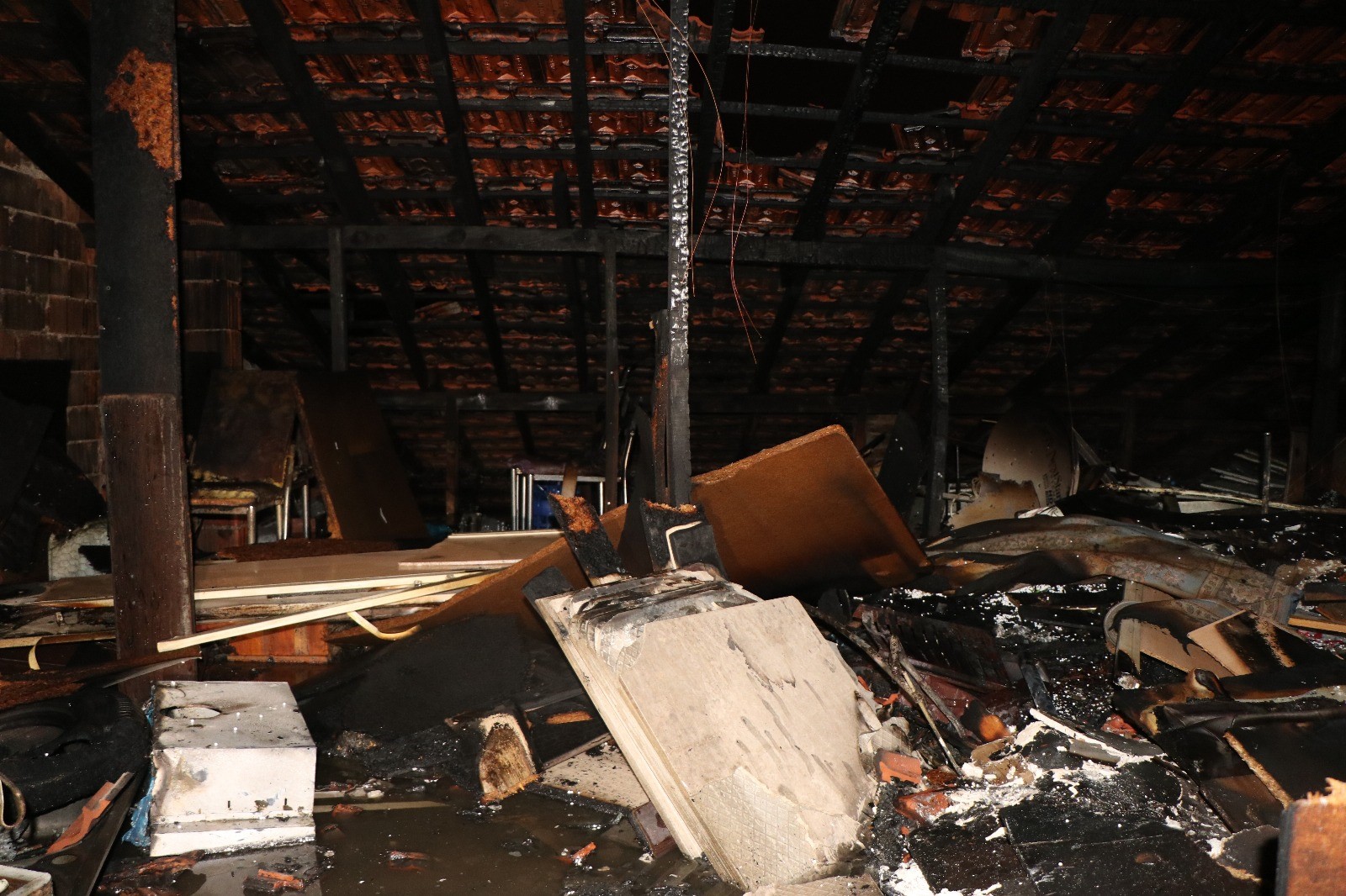 10 Milyon Lira Için Dehşet Küçük Çocuğun Boğazını Falçatayla Kesti! (3)