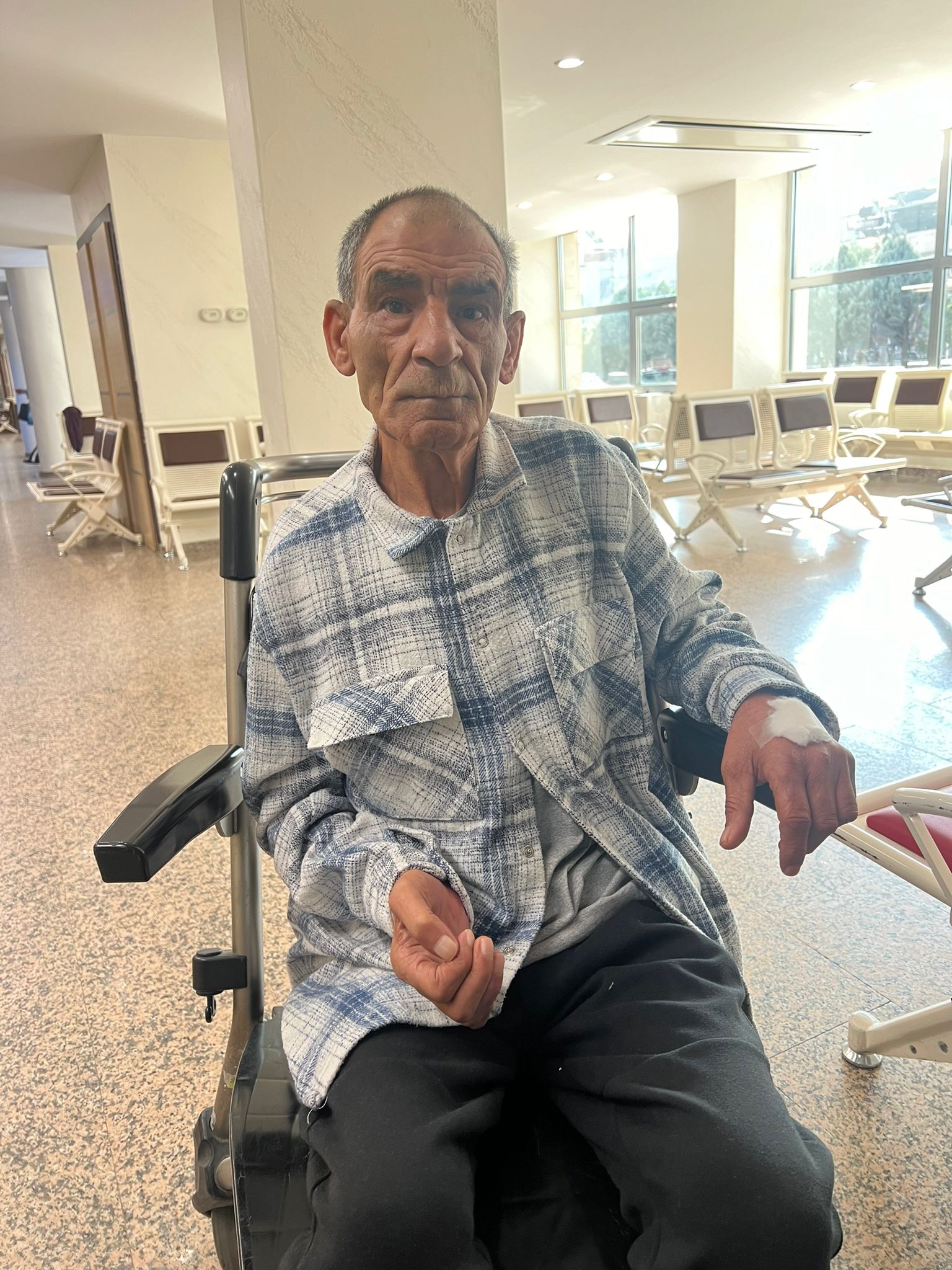 2E3A1778 00Ea 4C5F 8F32 C0Dd18827Dbc