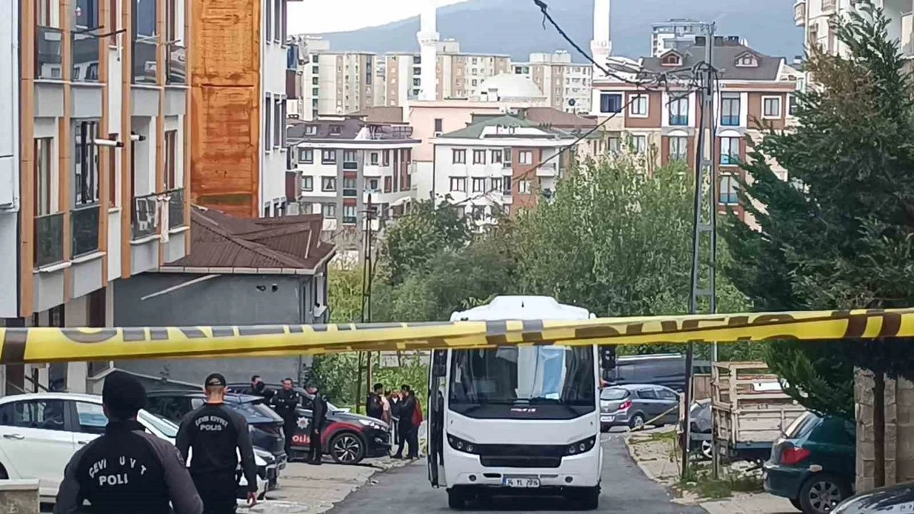 3 Ölü, 2 Tutuklama
