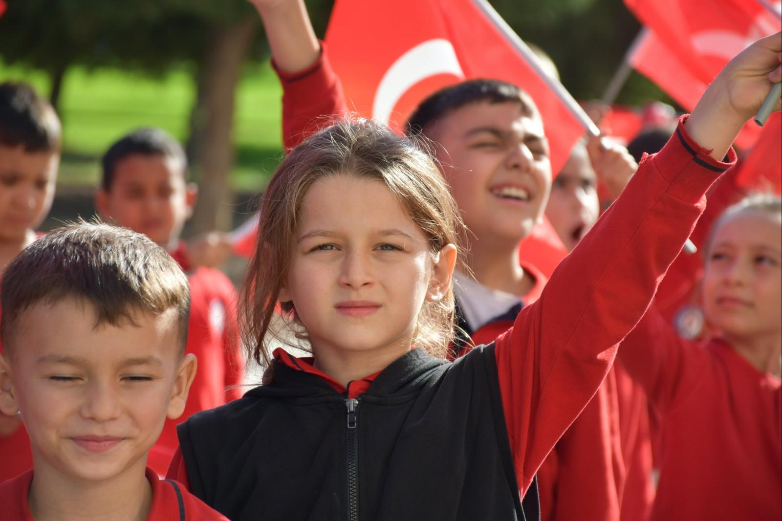 550304E4 1A44 485F 858D 45383439Fbde