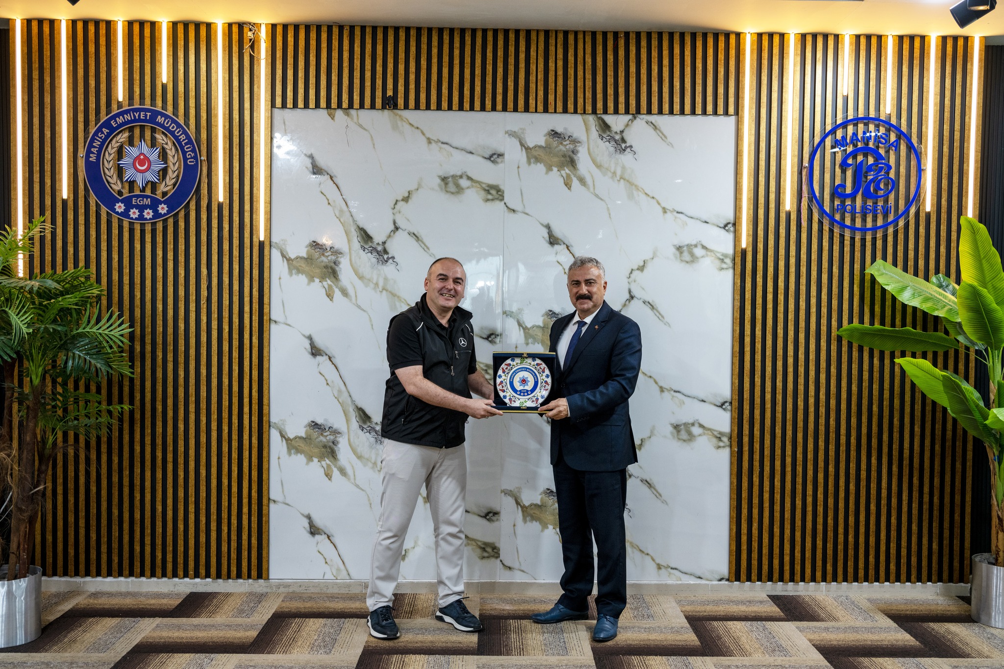 558998588 1243377454496687 7062500369397299896 N