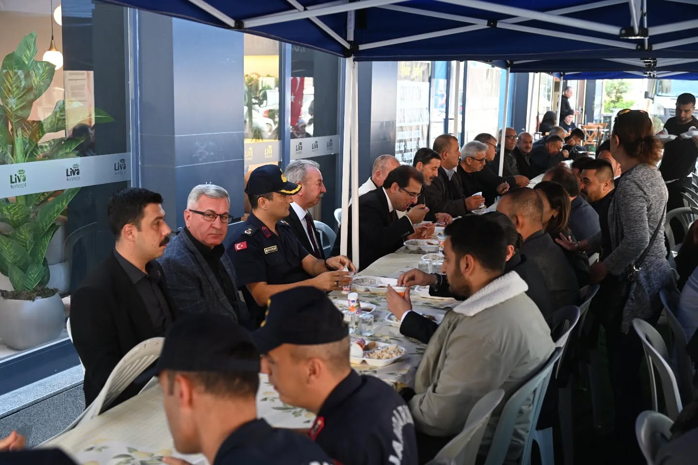 561881493 18391613662192704 3983347269341654236 N