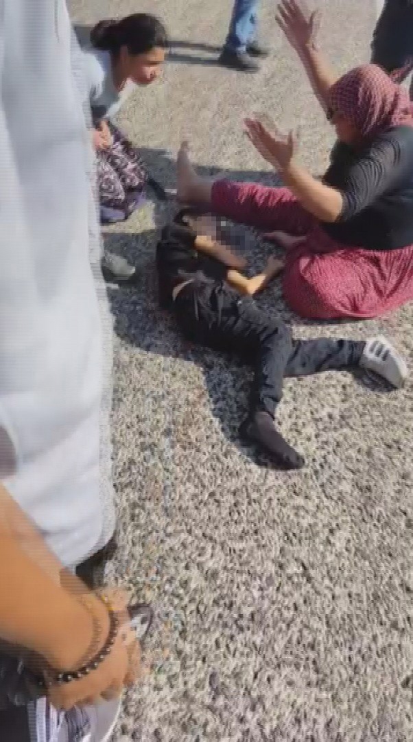 8 Yasindaki Hasanin Cansiz Bedeninin Yaninda Annenin Feryadi Yurekleri Dagladi (5)