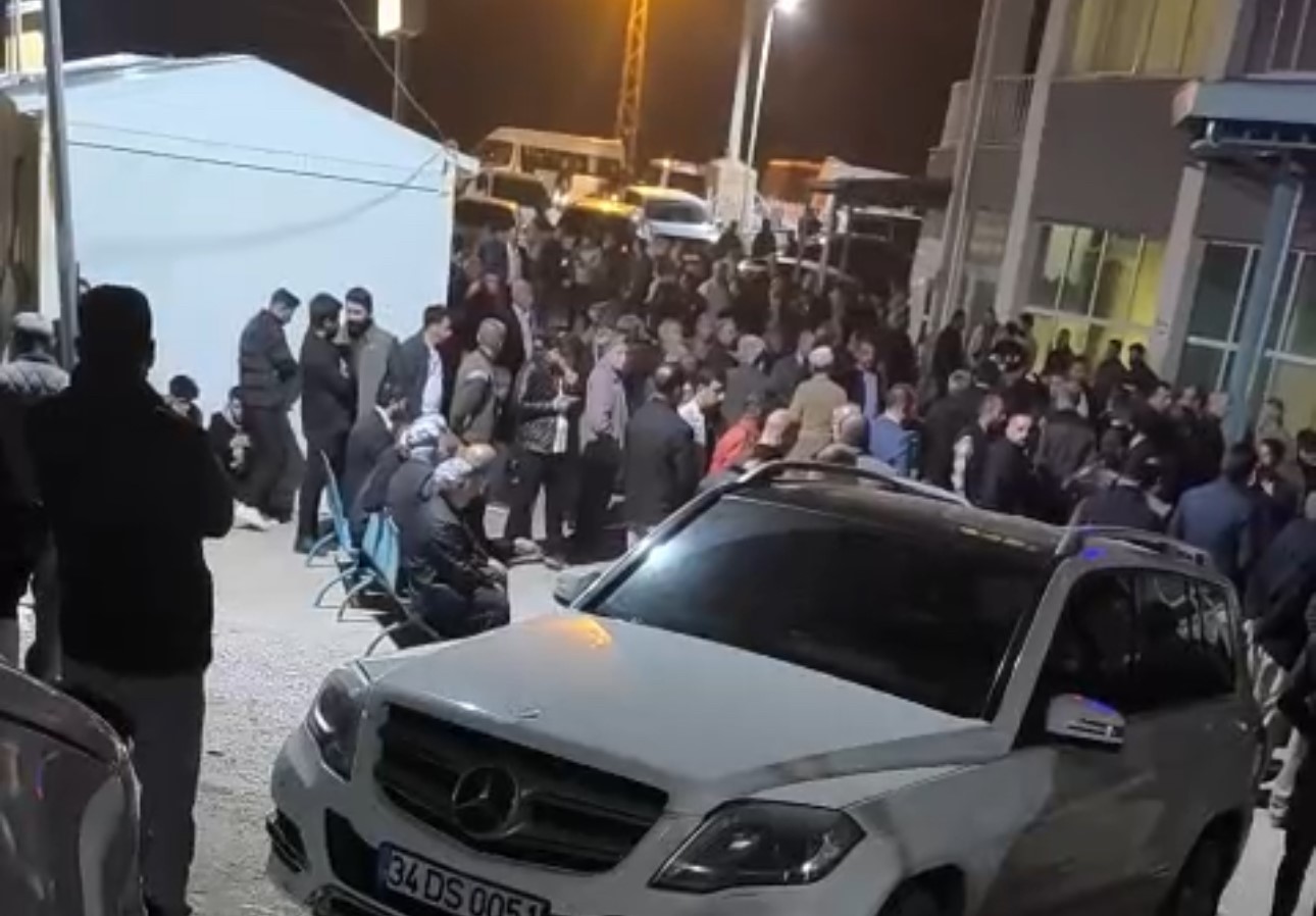 Ailesi Saatlerce Aradı, Acı Haber Ceviz Ağacının Altından Geldi (5)