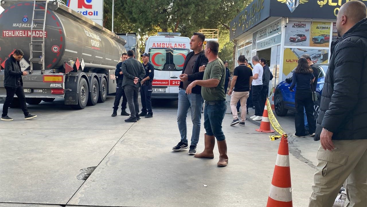 Akaryakıt Istasyonunda Kanlı Olay Genç Adam Başından Vurulmuş Halde Bulundu (4)