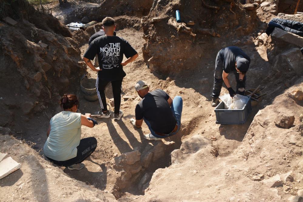 Antandros Antik Kentinde 1500 Yillik Kilise Ve Vaftizhane Ortaya Cikarildi (4)