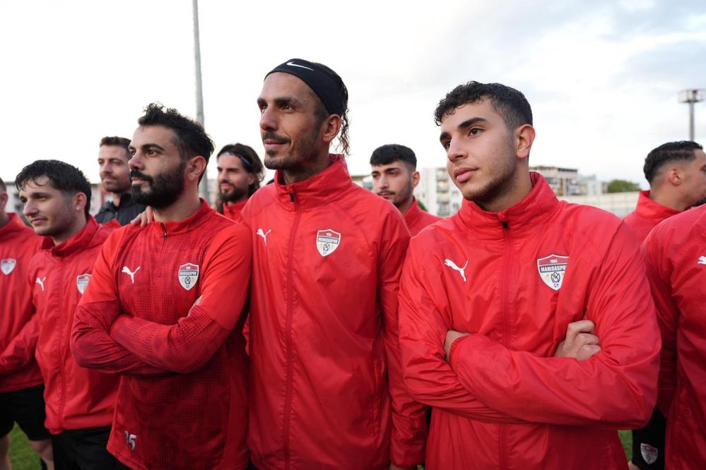 Baskan Dutluludan Manisaspora Moral Ziyareti Ferdi Baskanin Emanetini Yasatiyoruz (1)