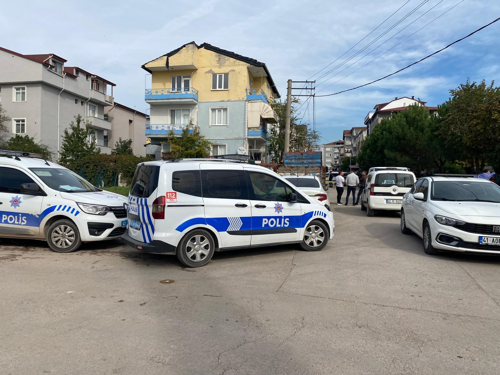 Bir Ev, Dört Çocuk… Sessiz Çığlık Faciayla Bitti! Eşini Öldürüp Kendini Bıçakladı (8)