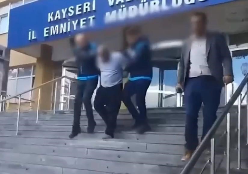 Cami Çıkışı Katliam Yaşlı Çifti Öldüren Zanlı Atla Kaçtı (9)