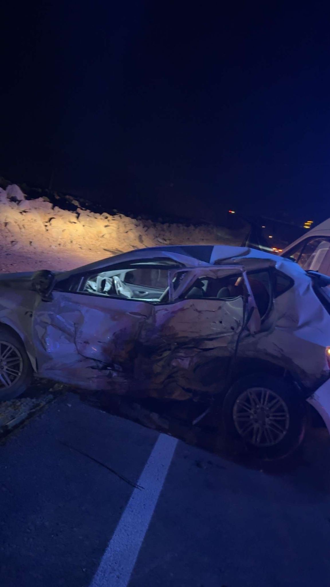 Çarpışma Sonrası Facia 1 Ölü, 4 Yaralı (2)