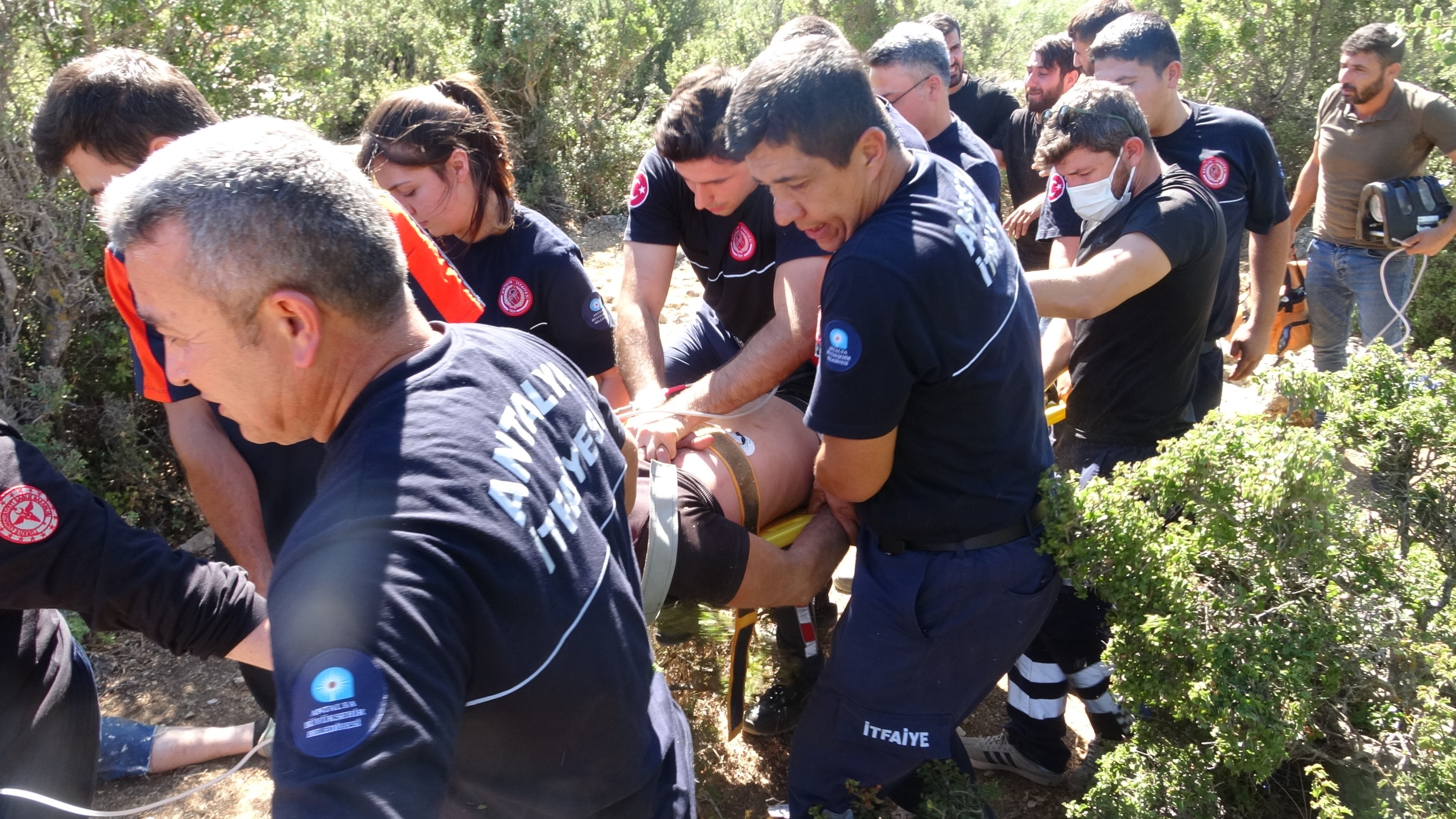 Define Ararken Ölüm Kuyusuna Girdiler Gazdan Zehirlenen 3 Kişiden 1’I Kurtarılamadı (10)
