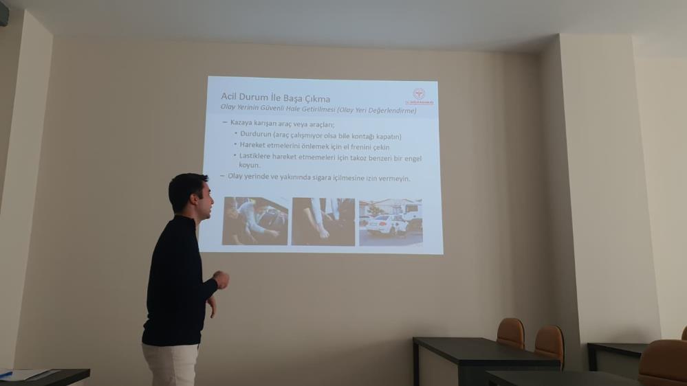 Demirci Belediyesi Personeline Hayat Kurtaran Egitim (4)
