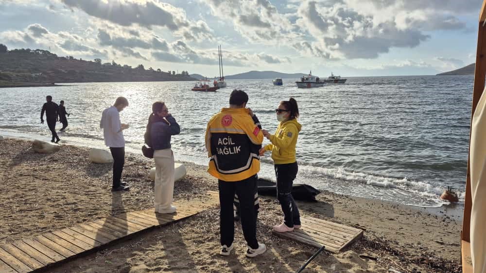 Ege Denizi’nde Can Pazarı! Göçmen Teknesi Battı, 1’I Çocuk 7 Kişi Boğularak Can Verdi (3)