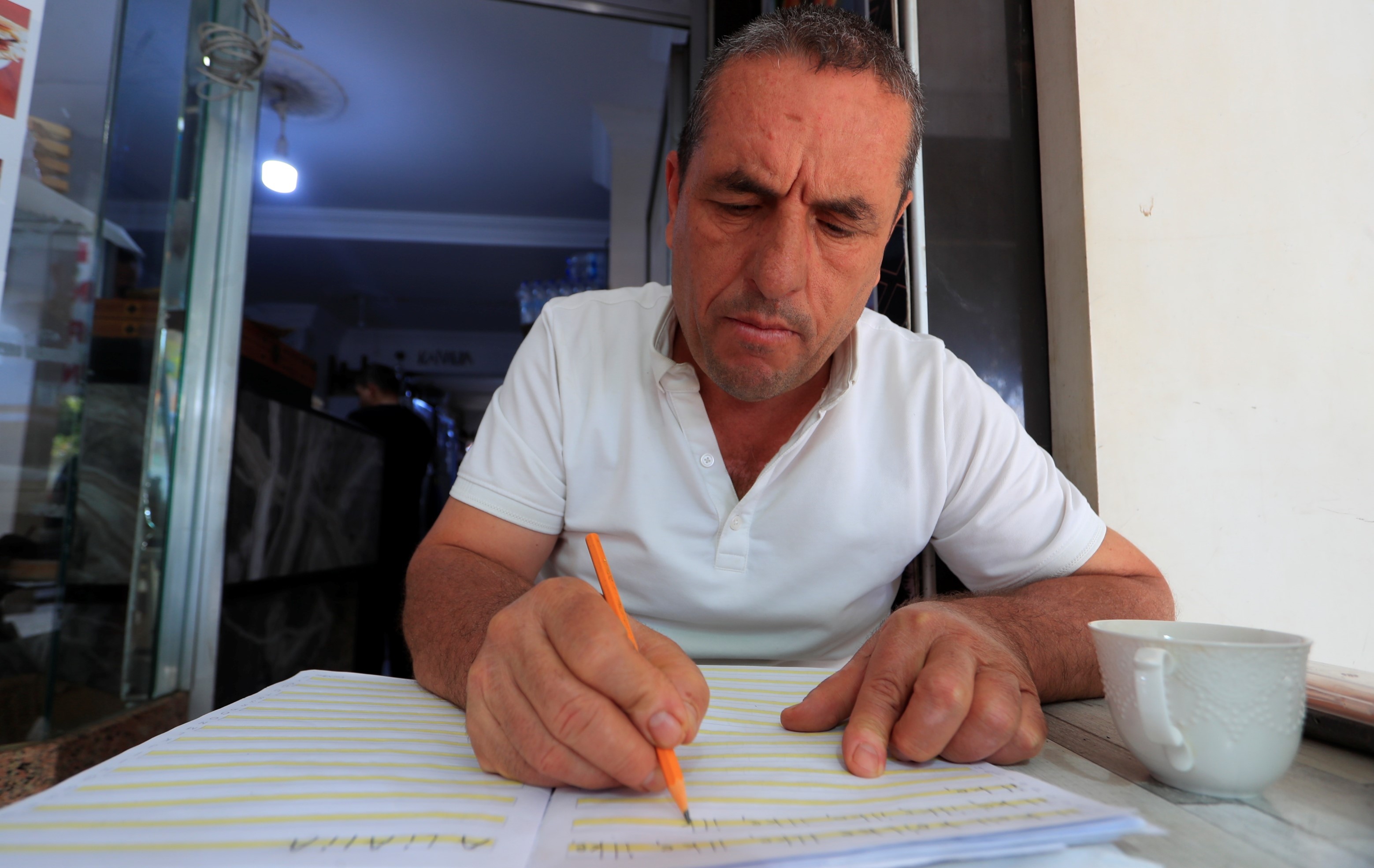 Ehliyet Hayaliyle Başladı, Muhtar Olmayı Hedefliyor! (8)