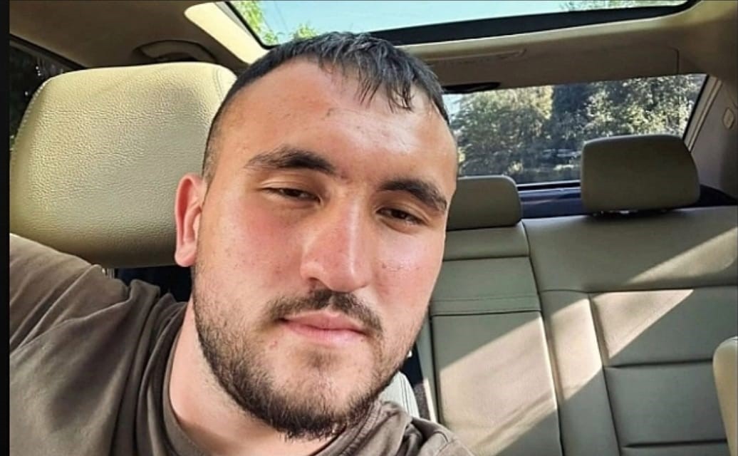 Emniyet Şeridinde Faciа Patlayan Lastiğini Değiştirirken Tırın Altında Kaldı (2)