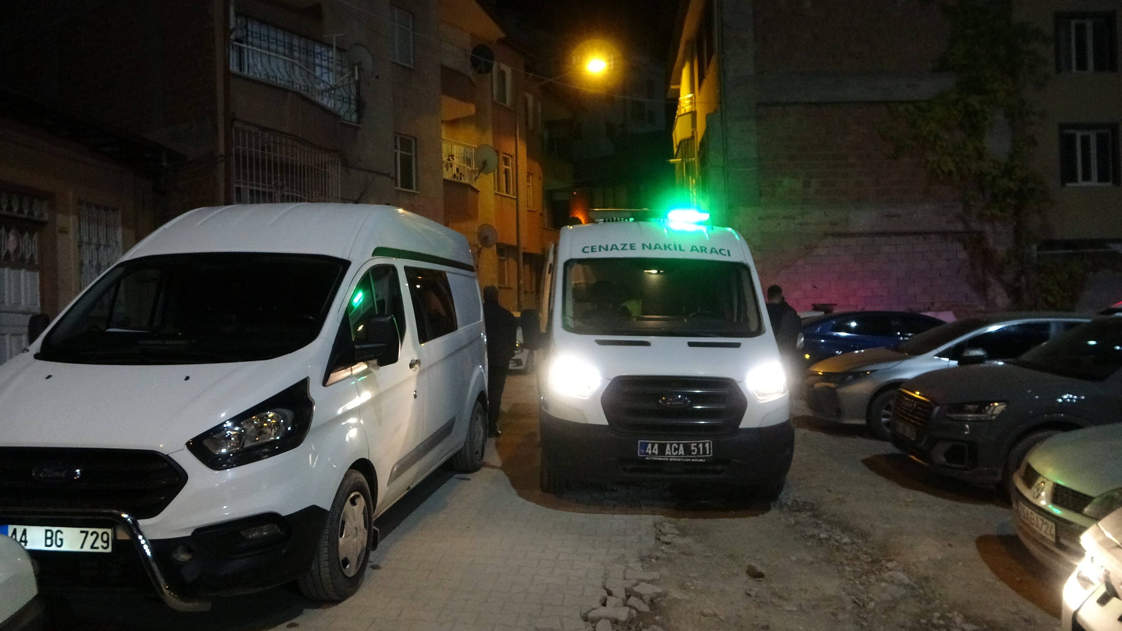 Endişeyle Gittiler, Acı Haberle Yıkıldılar Kendisinden Haber Alınamayan Adam Evinde Ölü Bulundu (3)