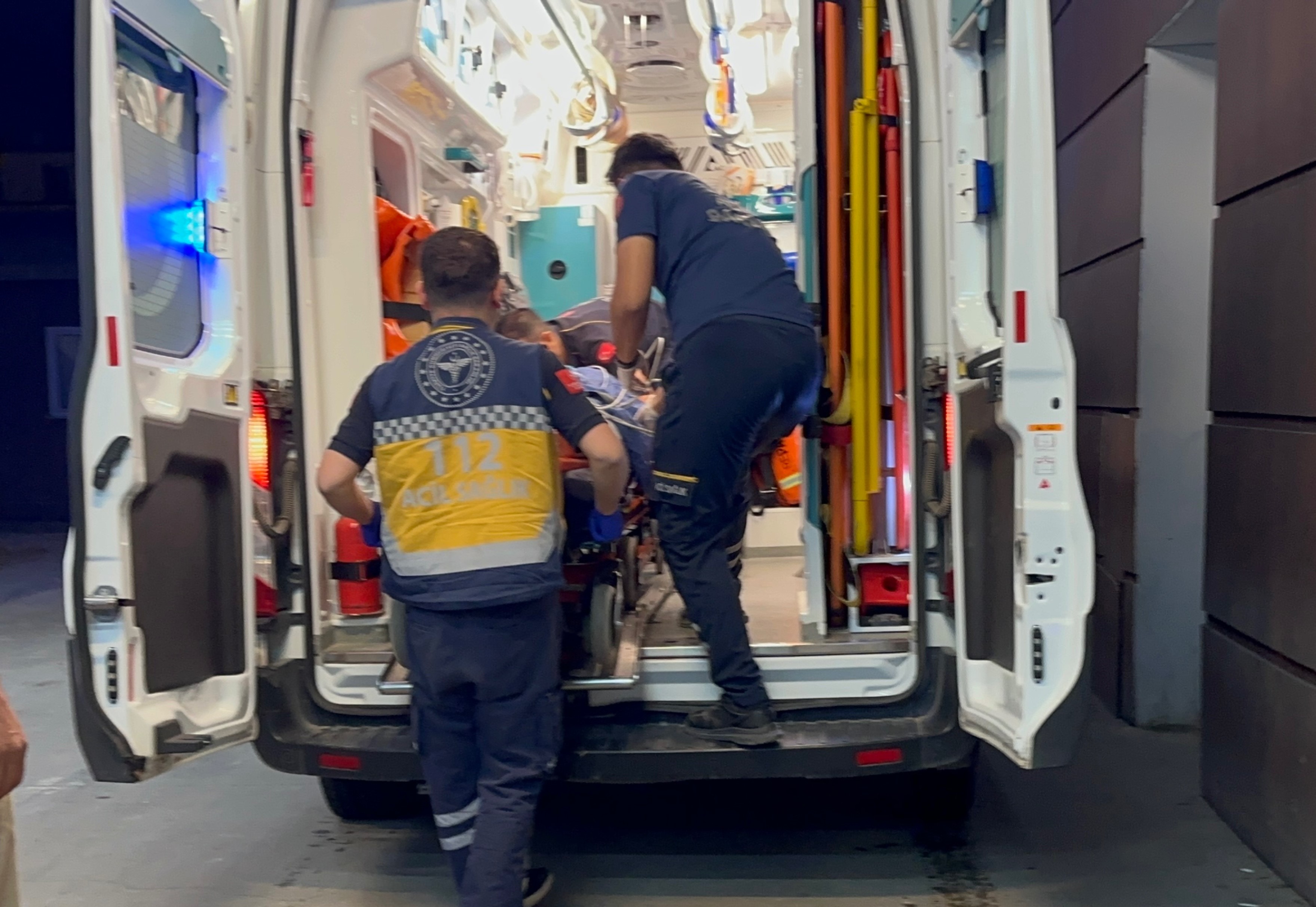 Evde Tartışma, Dehşetle Bitti 22 Yaşındaki Kadın Başından Vuruldu (2)