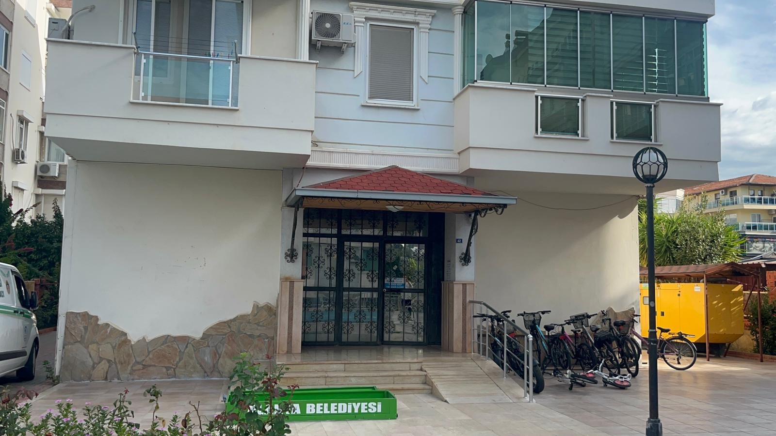 Evinden Günlerce Ses Gelmeyince Komşuları Ihbar Etti Yaşlı Adam Ölü Bulundu (5)