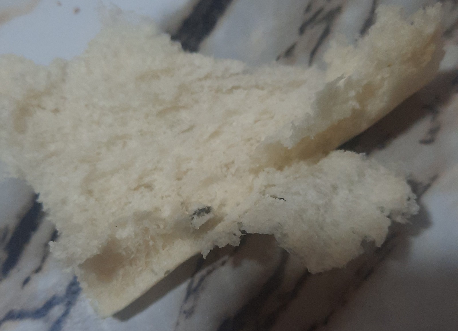 Halk Ekmek’te Hijyen Rezaleti “Ekmekten Fare Dışkısı Ve Kurt Çıktı” (4)