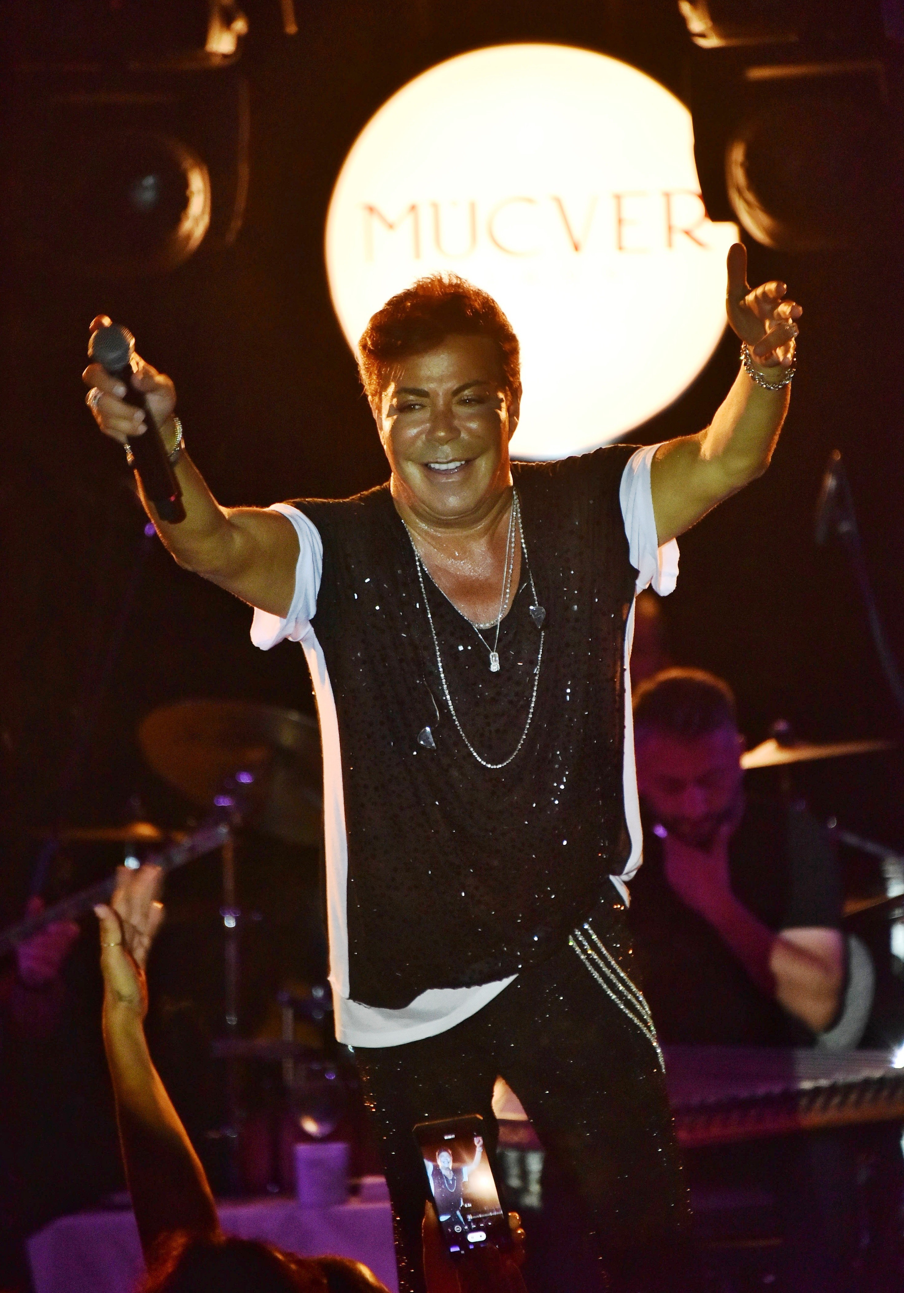 Hastaneden Açıklama Geldi Kalp Krizi Geçiren Fatih Ürek’in Tedavisi Yoğun Bakımda Sürüyor (2)