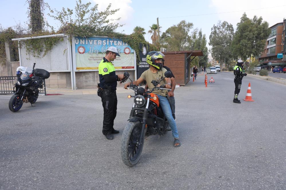 Hatayda Motosiklet Suruculerine Kask Denetimi (1)