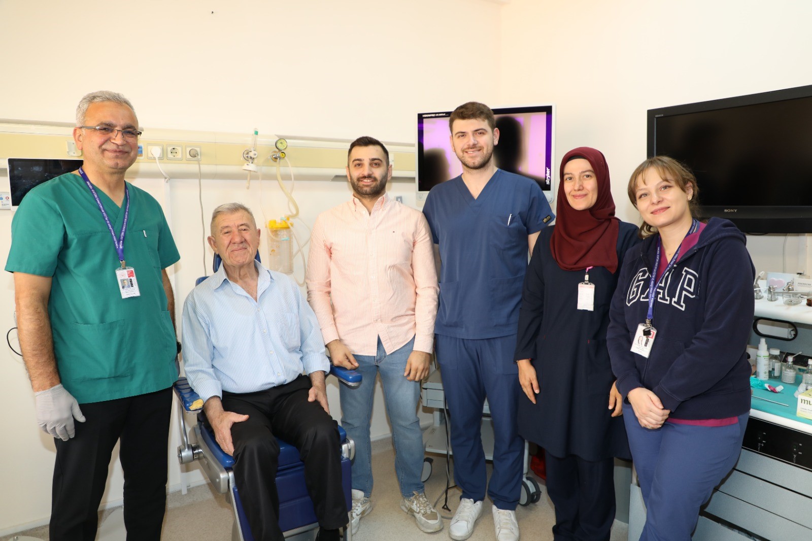 Havuz Keyfi Kabusa Döndü Enfeksiyon Kaptı, Duyma Kabiliyetini Kaybetti (2)