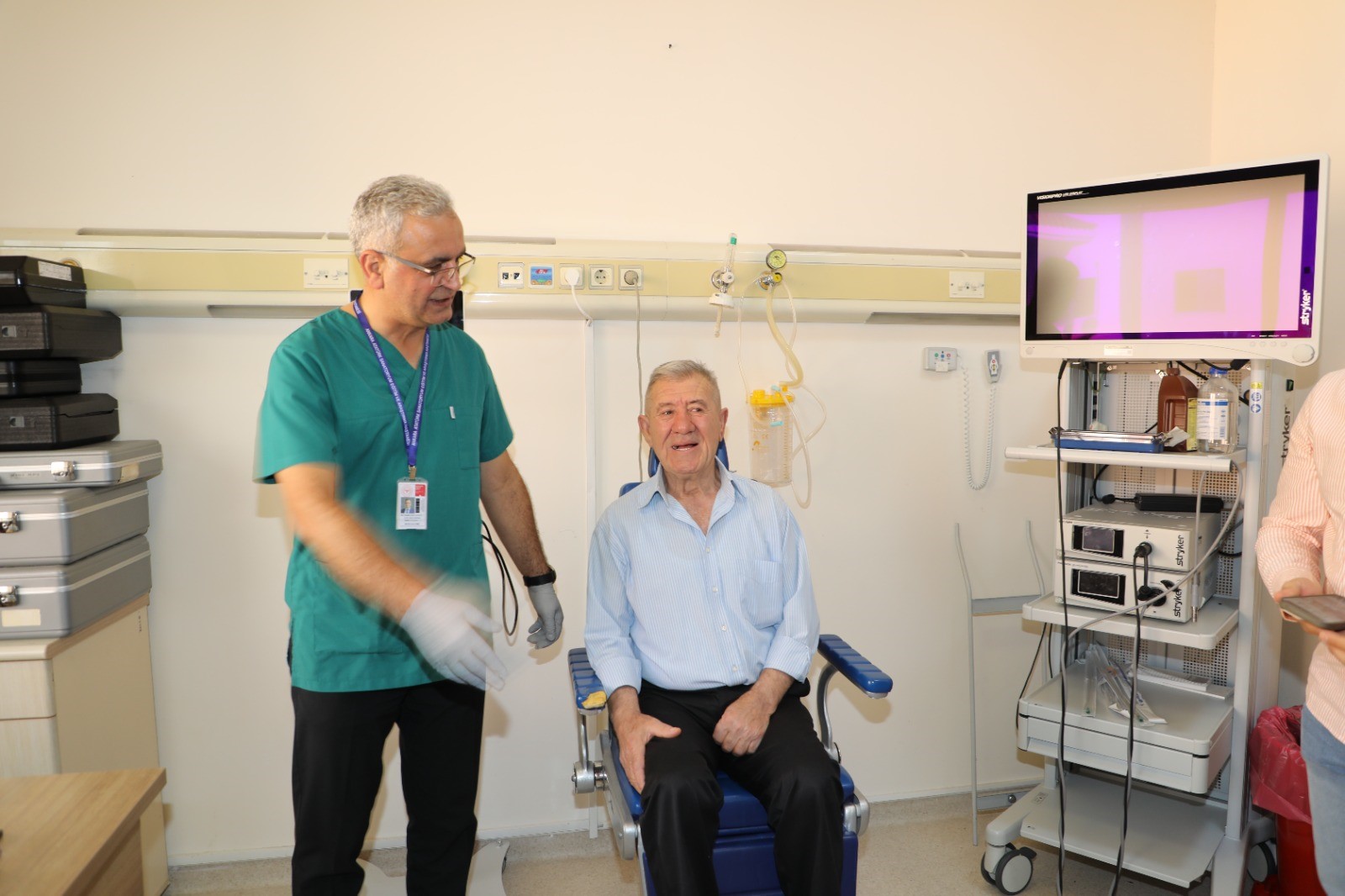 Havuz Keyfi Kabusa Döndü Enfeksiyon Kaptı, Duyma Kabiliyetini Kaybetti (3)