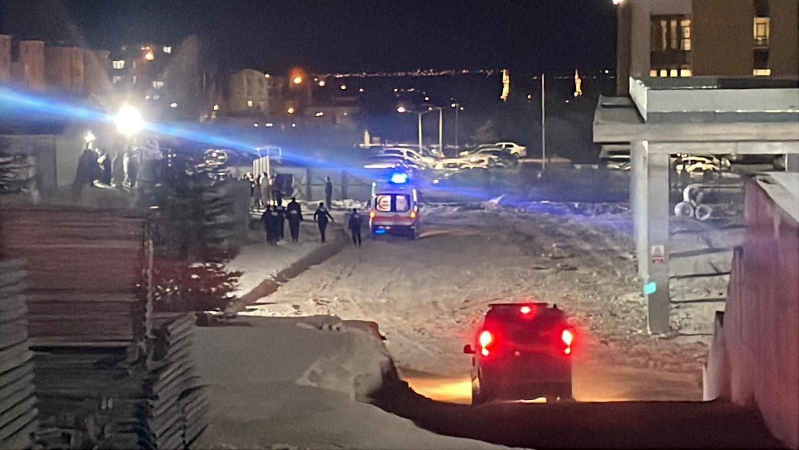 İnşaatta Ses Tartışması Faciaya Dönüştü 1’I Ağır, 4 Yaralı (8)