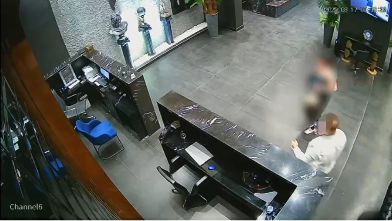 İnternet Üzerinden Fuhuş Ağı Kuran 4 Kişi Yakalandı 11’I Yabancı 19 Kadın Kurtarıldı (5)