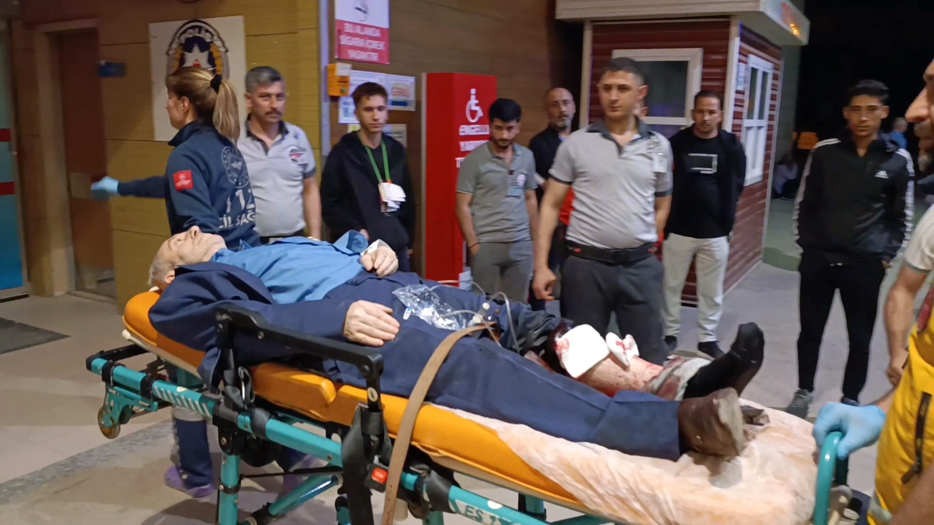 Kan Donduran Hesaplaşma 65 Yaşındaki Adamdan 15 Yaşındaki Gence Intikam Kurşunu (2)