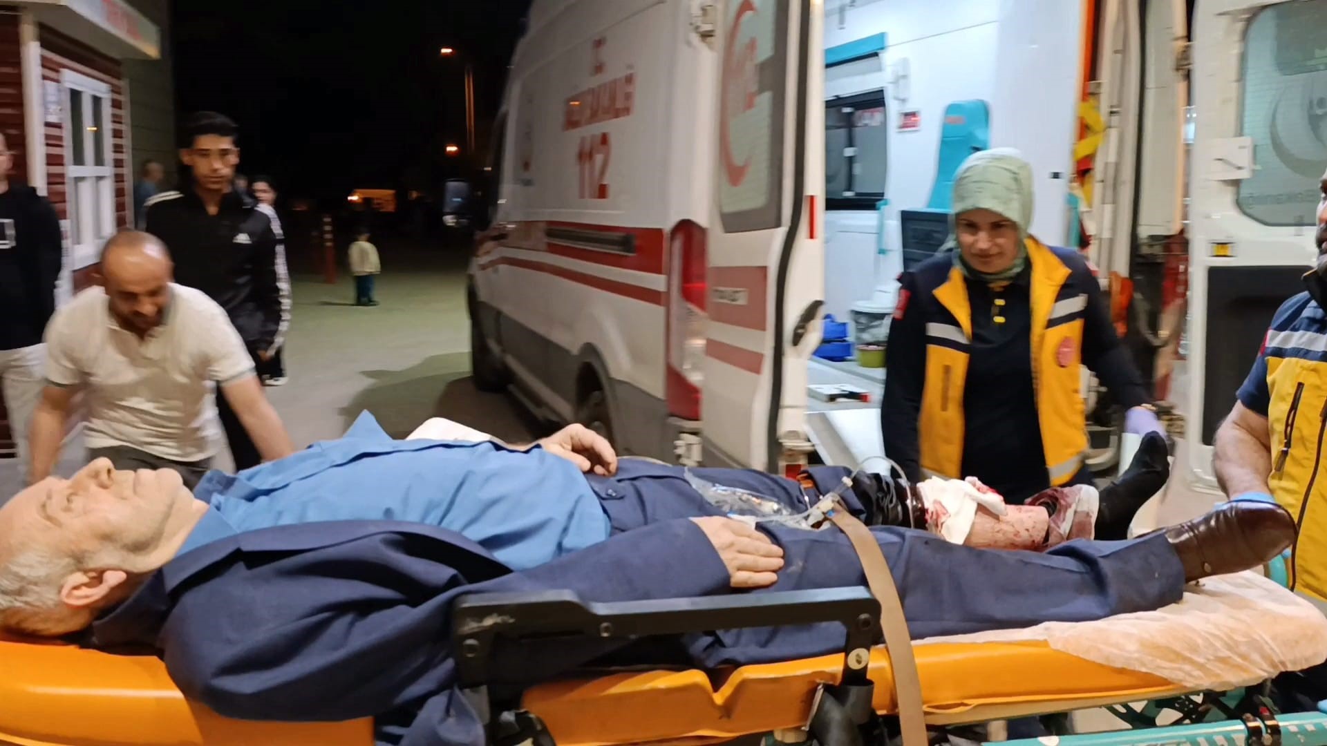 Kan Donduran Hesaplaşma 65 Yaşındaki Adamdan 15 Yaşındaki Gence Intikam Kurşunu (3)