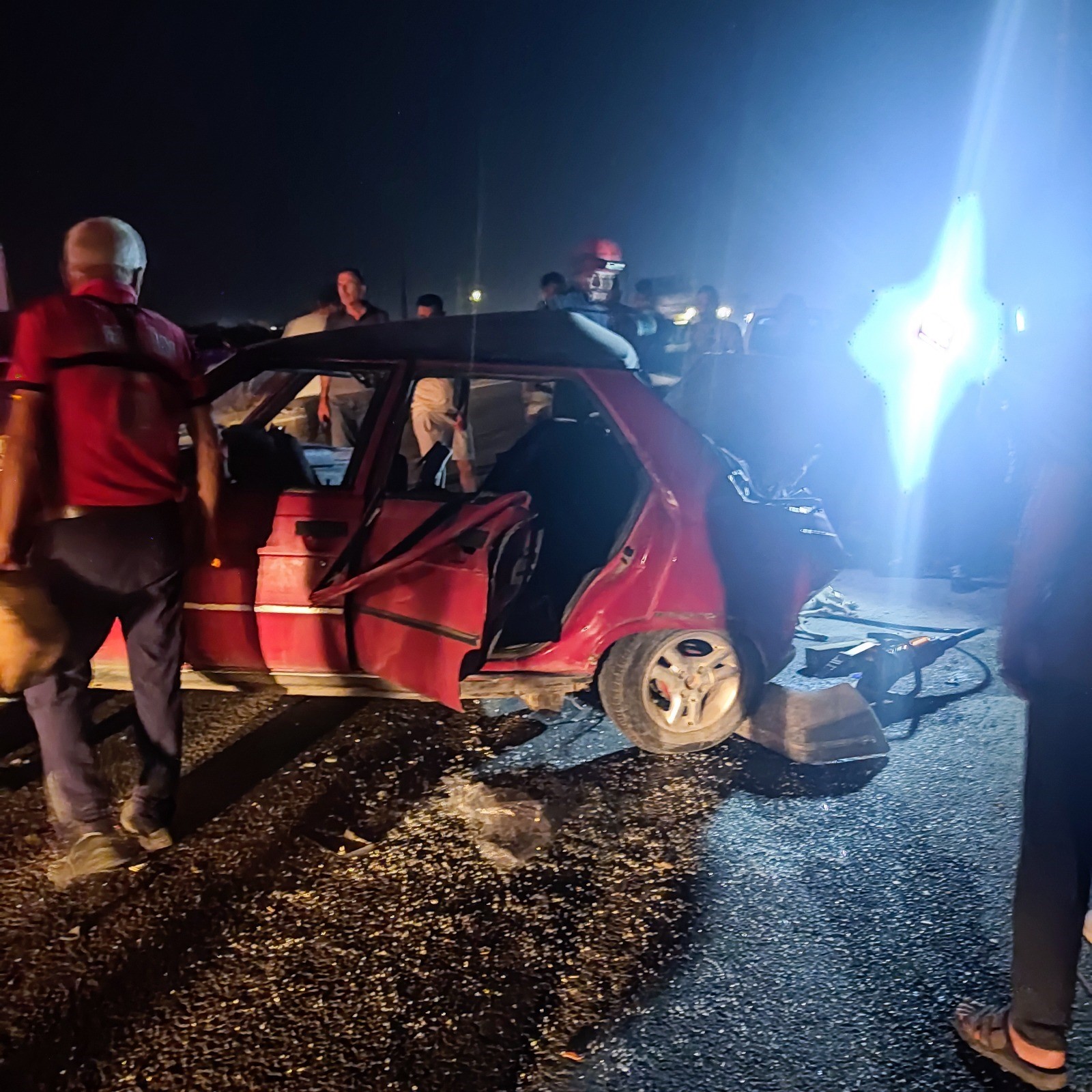 Kan Donduran Kaza 1 Kişi Yaşamını Yitirdi, 3 Köpekten 2’Si Hayatını Kaybetti (4)