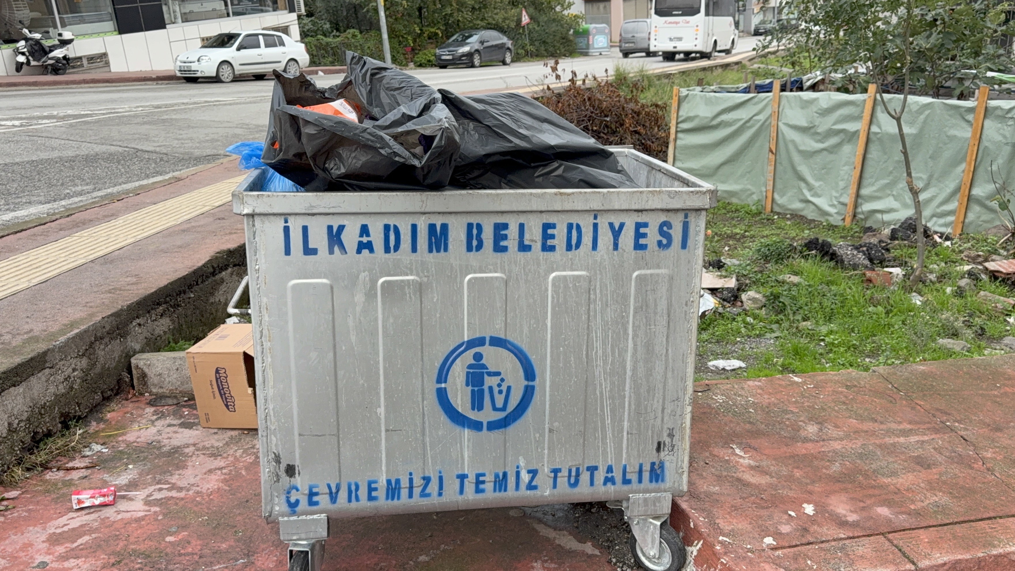 Kan Donduran Olay Evde Doğurdu, Poşete Koyup Çöpe Attı (5)