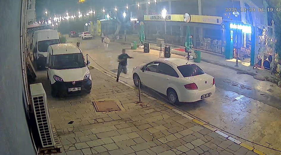 Kanlı Hesaplaşma Emlak Ofisinde Çıkan Kavgada 2 Kişi Hayatını Kaybetti (8)