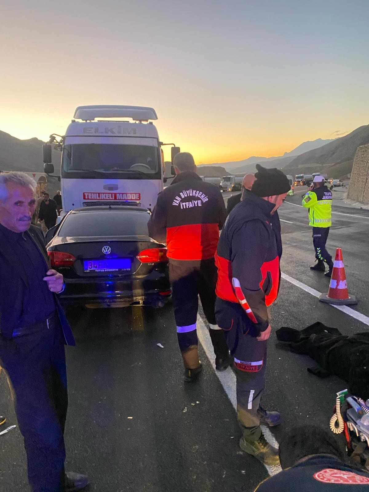 Katliam Gibi Kaza! Aynı Aileden 3 Kişi Hayatını Kaybetti (2)