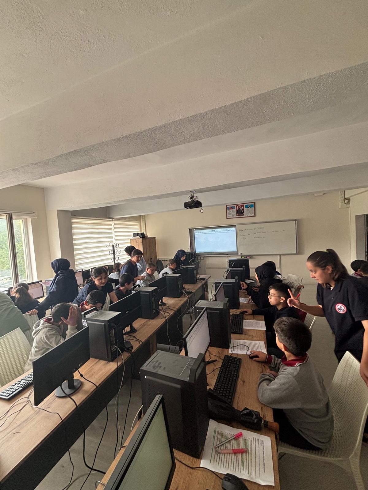 Kavaklidere Cok Programli Anadolu Lisesinden Atolyede 1 Gun Projesi (2)