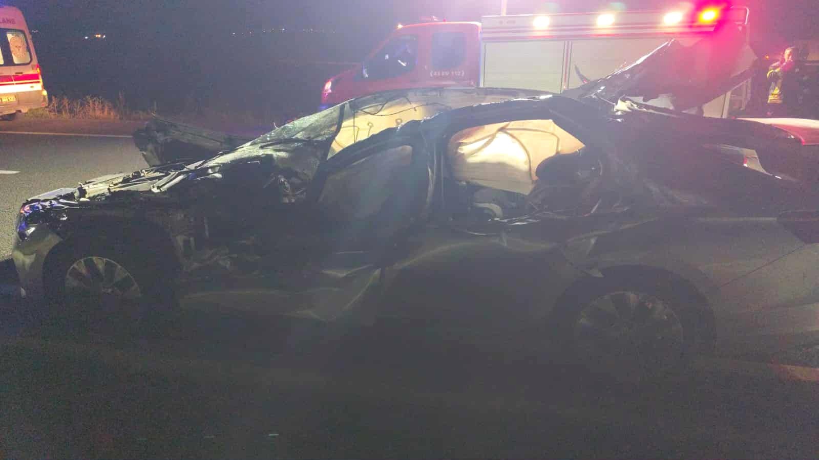 Kavşakta Bekleyen Kamyonete Çarptı Genç Müdür Olay Yerinde Hayatını Kaybetti (3)