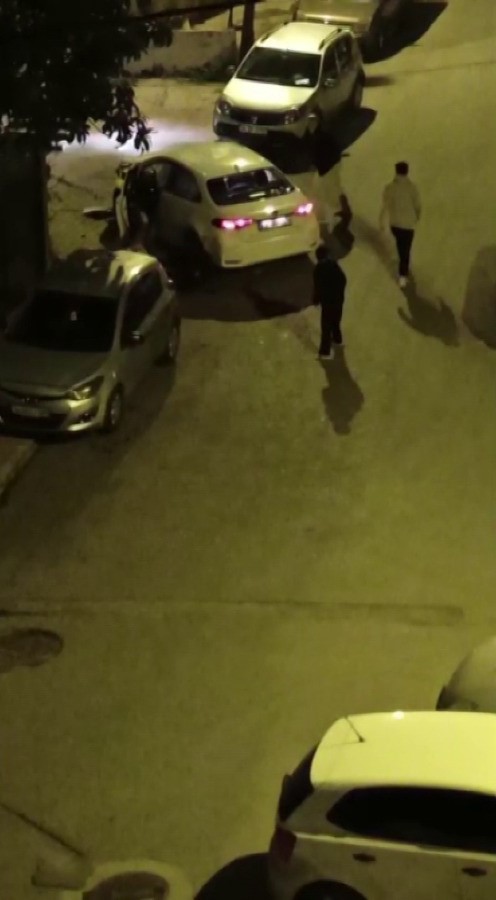 Kız Kaçırma Dehşeti Baba, Çocuklarının Yanında 3 Kişiyi Öldürdü! O Anların Görüntüleri Ortaya Çıktı (3)