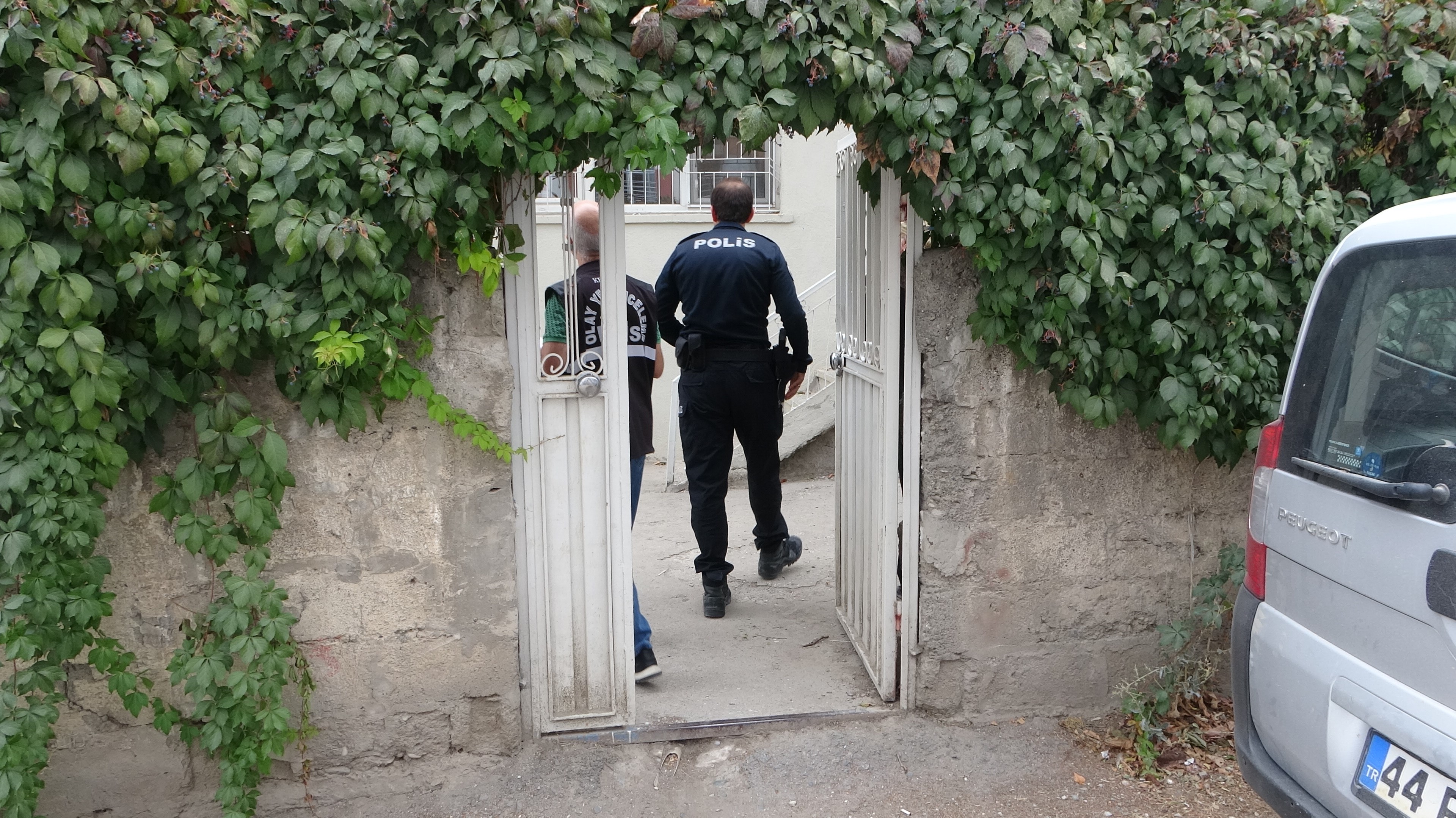 Komşularının Dikkati Gerçeği Ortaya Çıkardı 83 Yaşındaki Adamdan Acı Haber (2)