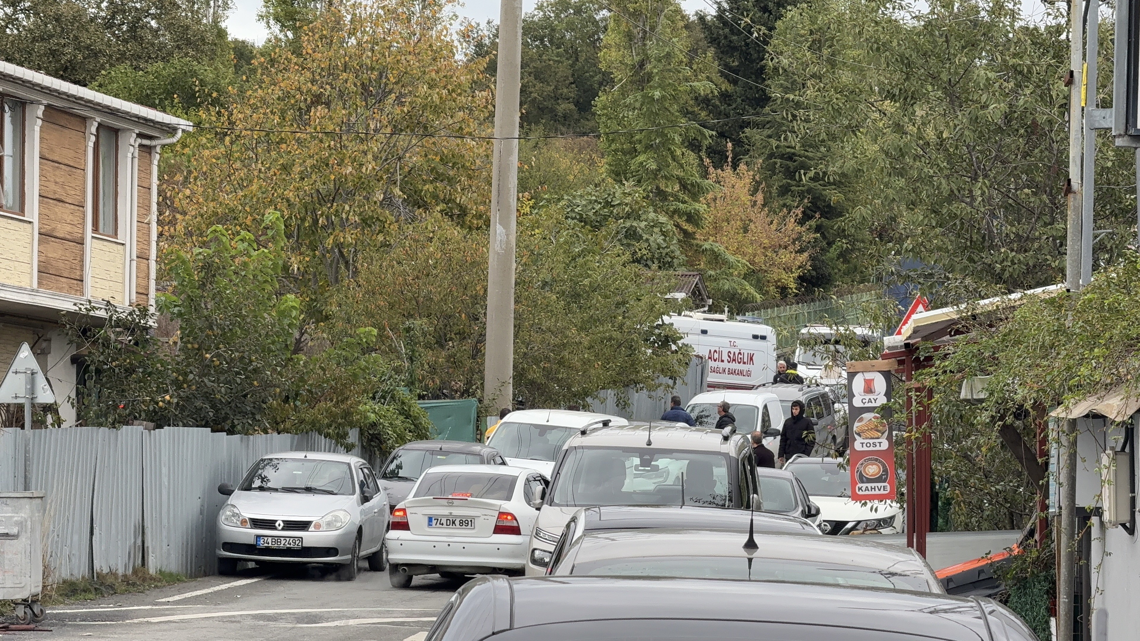 Korkunç Kaza! Kamyonun Dorsesi Üzerine Düştü, Talihsiz Adam Hayatını Kaybetti (3)