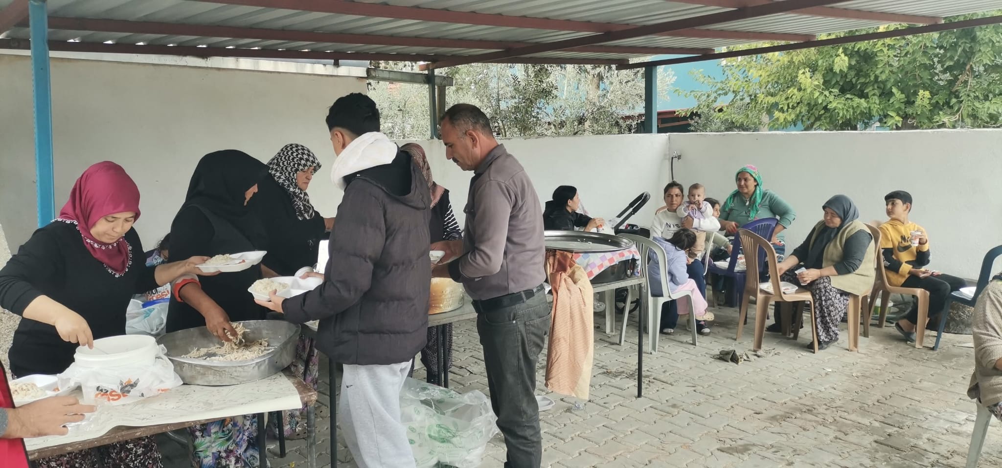 Kulada Duygulandiran Vefa Sehit Yucel Yesilin Anisi Yasatiliyor (4)