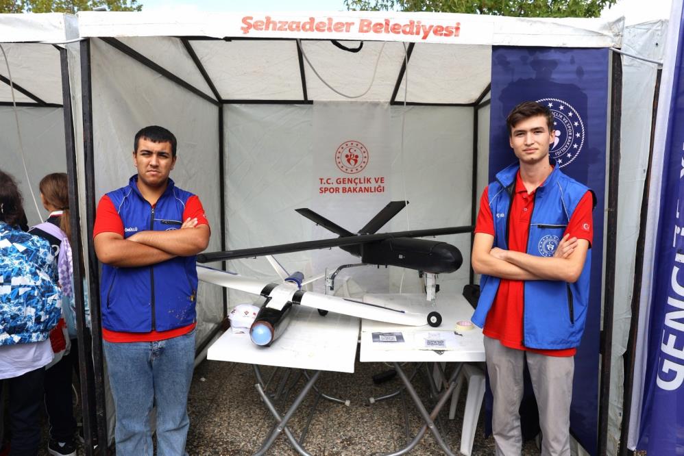 Manifest Basladi Manisada Bilim Teknoloji Ve Sanat Bulusmasi (3)